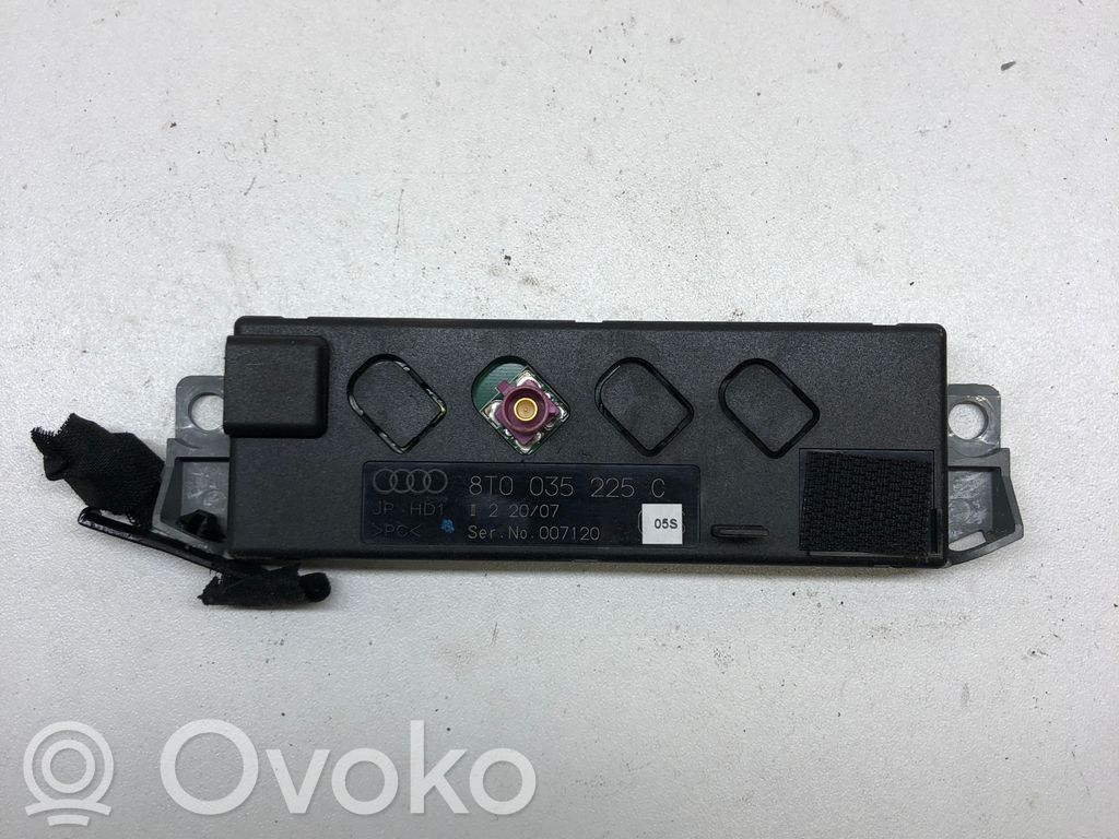 Audi A5 8T 8F Amplificator antenă aeriană 