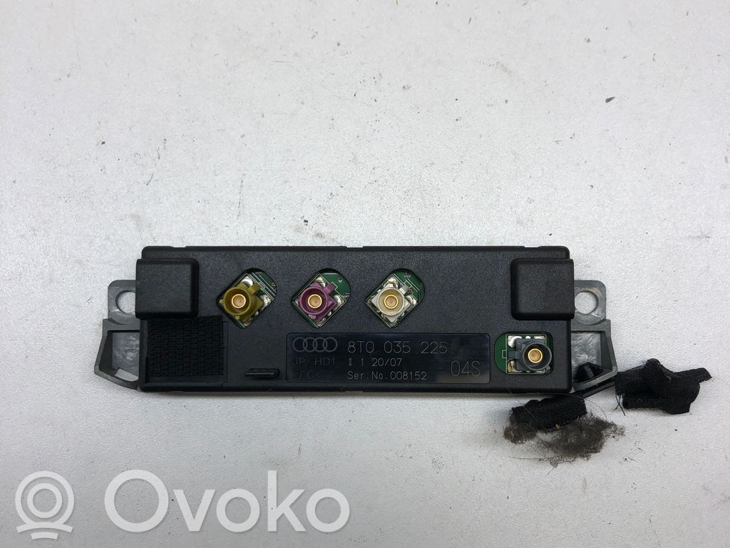 Audi A5 8T 8F Antenos stiprintuvas 