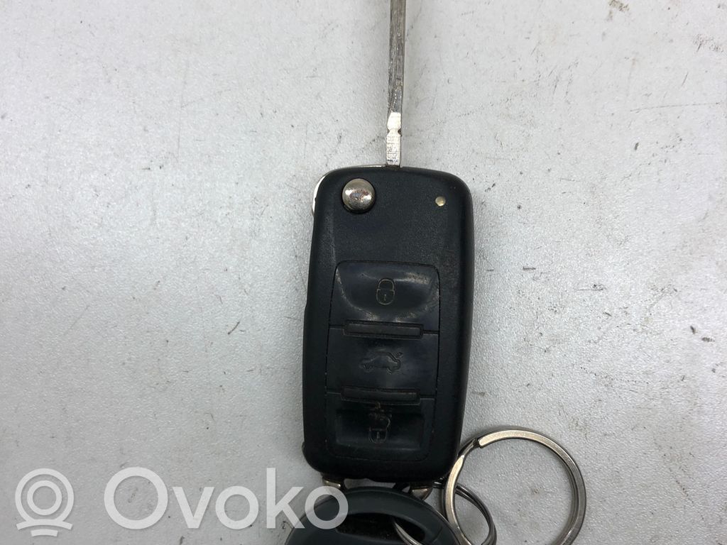 Audi A8 S8 D3 4E Zündschlüssel / Schlüsselkarte 