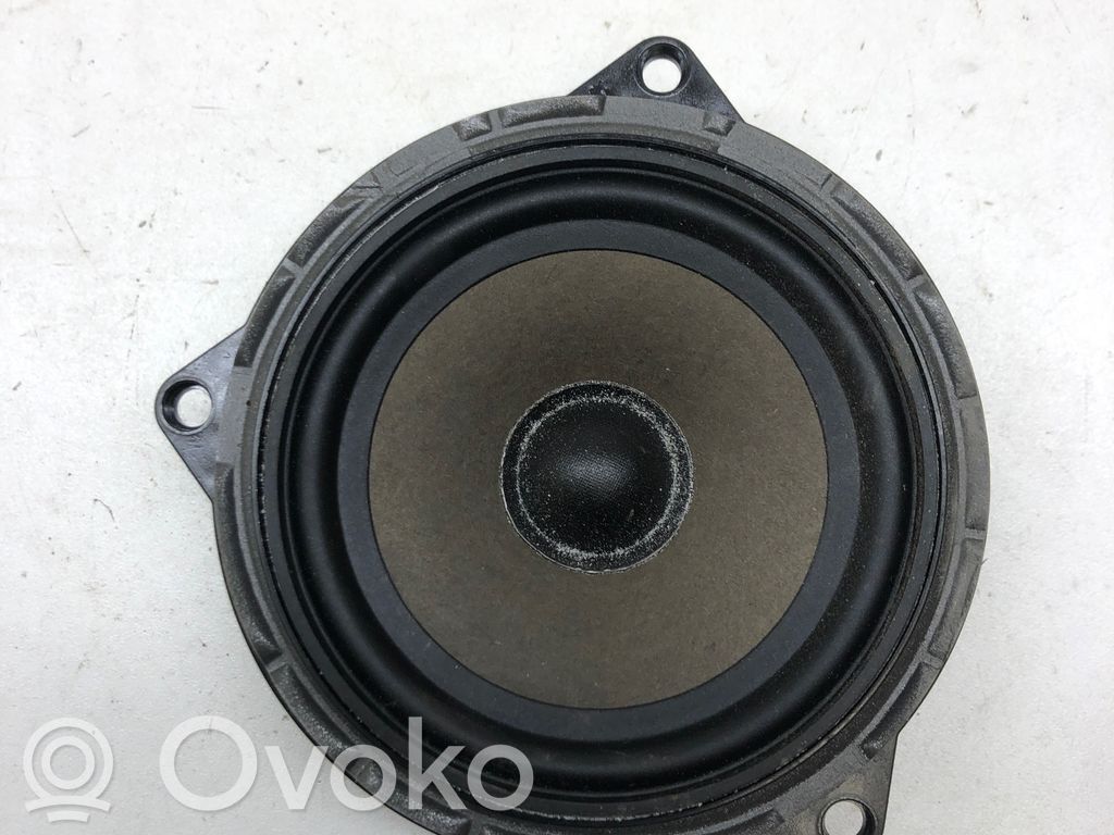 Enceinte de porte arrière   6923976,65126923976