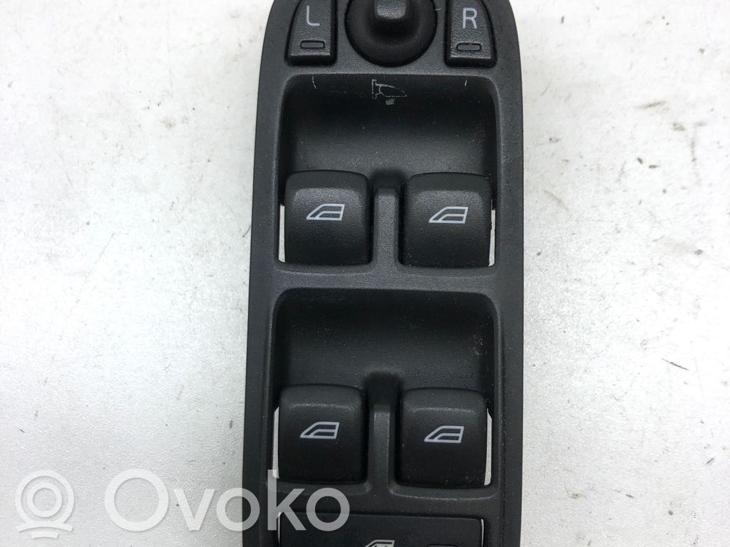 Volvo V60 Electric window control switch 