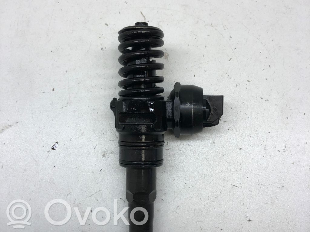 Audi A4 S4 B6 8E 8H Inyector de combustible 