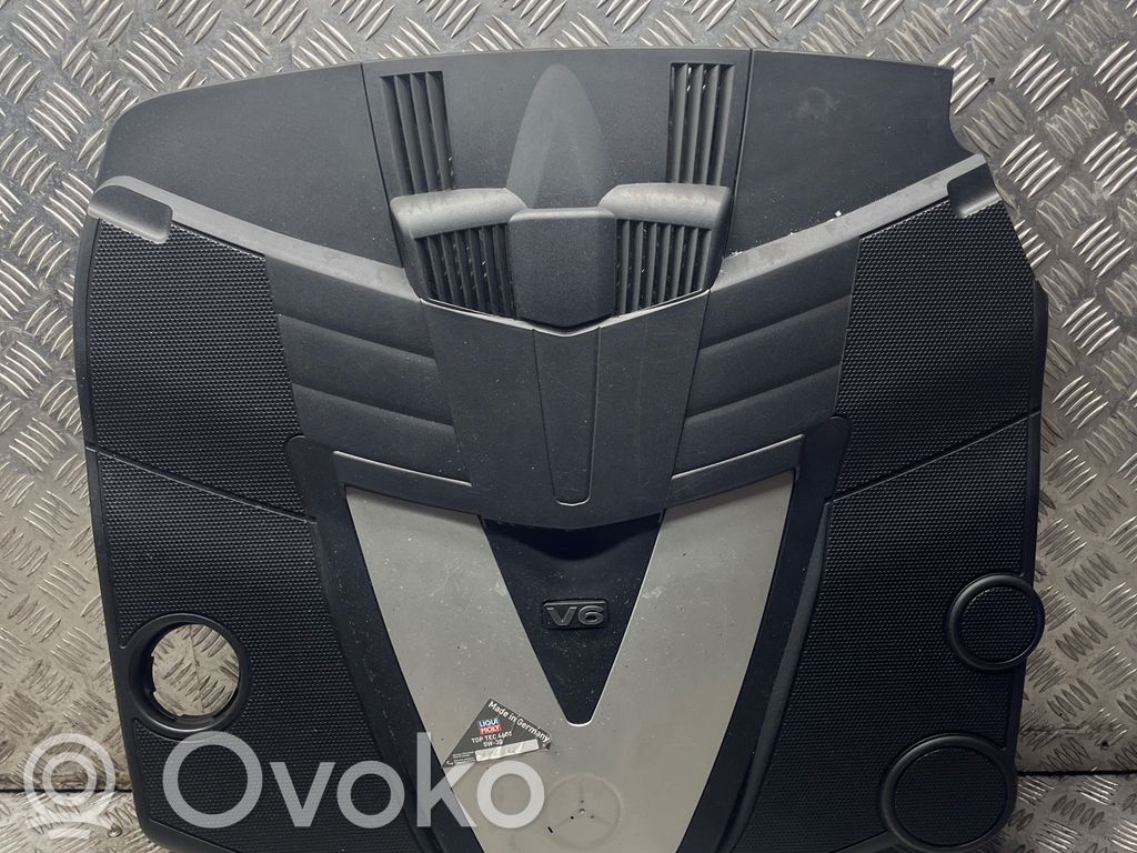 Mercedes-Benz S W221 Osłona górna silnika 