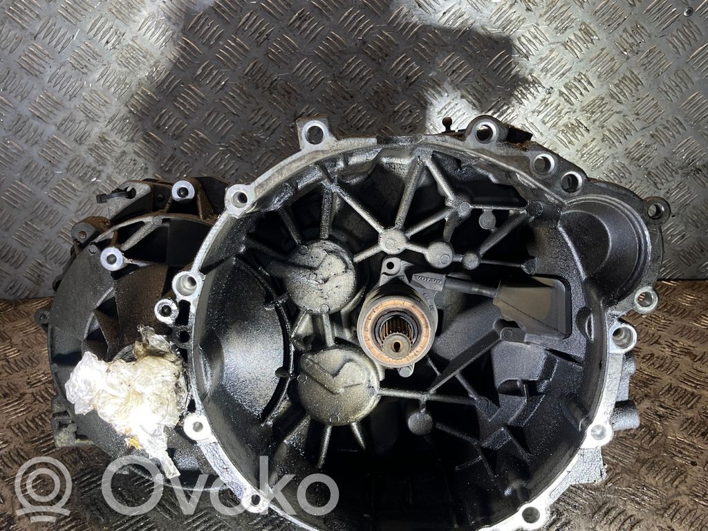 Volvo S60 Manualna 5-biegowa skrzynia biegów 