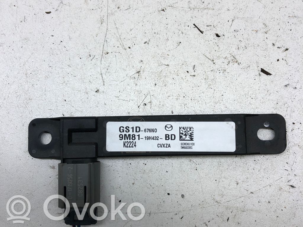 Mazda 6 Antenos stiprintuvas 