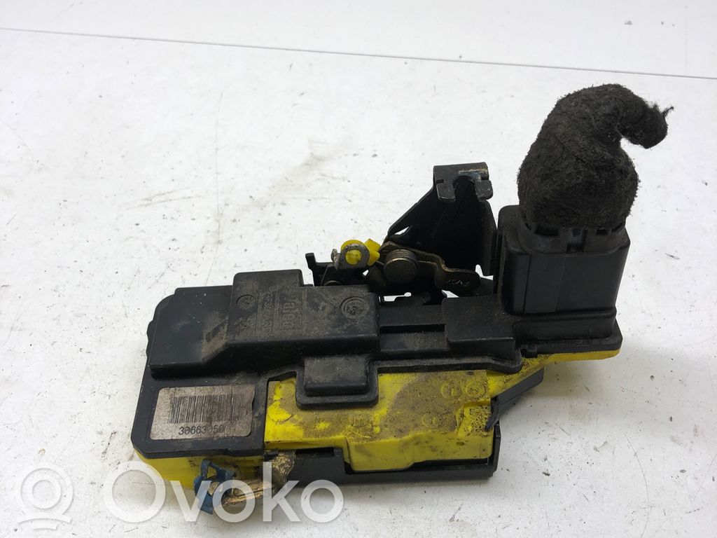 Volvo S60 Galinių durų spyna 