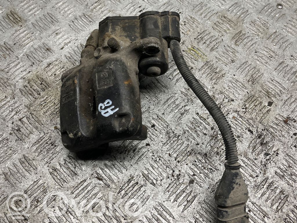 Rear brake caliper