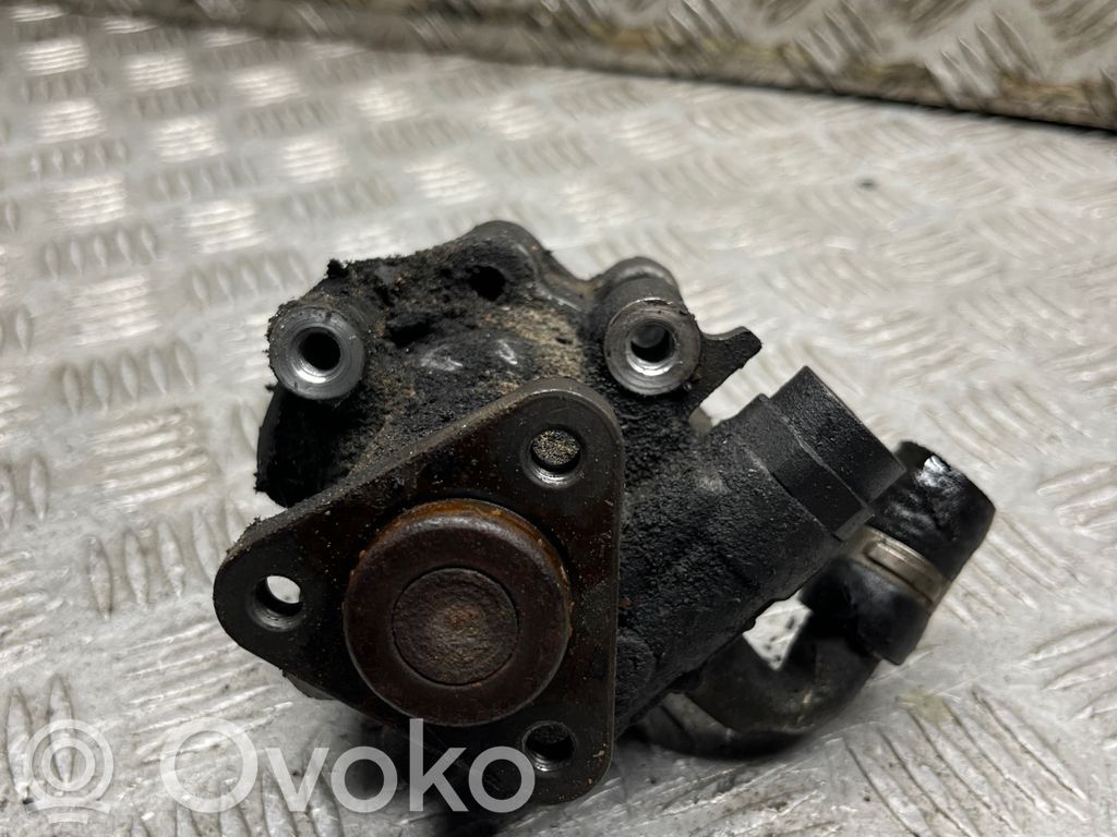 Volkswagen PASSAT B5 Ohjaustehostimen pumppu 