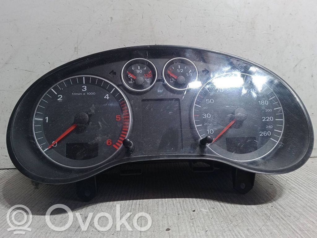 Audi A3 S3 8P Licznik / Prędkościomierz 