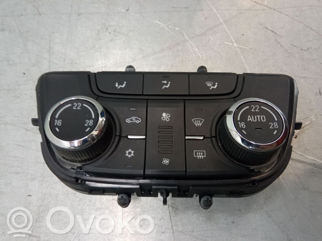 Opel Mokka Climate control unit 