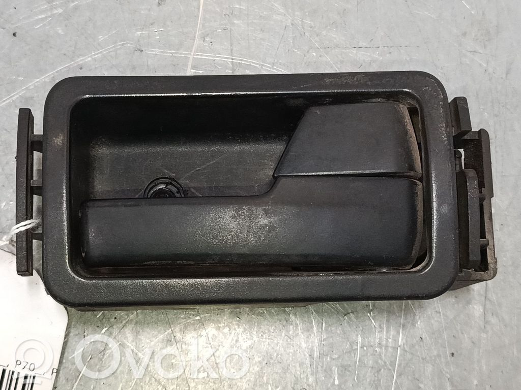 Manecilla interna puerta delantera   2T14V266A62CH