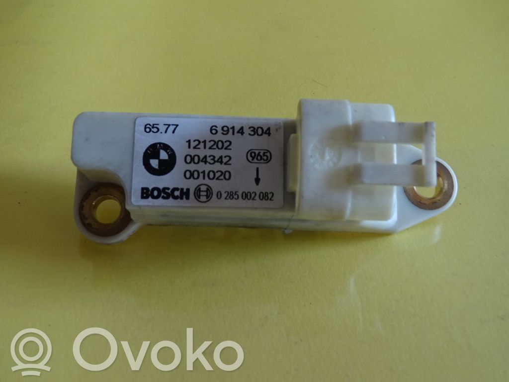 Airbag deployment crash/impact sensor   6914304
