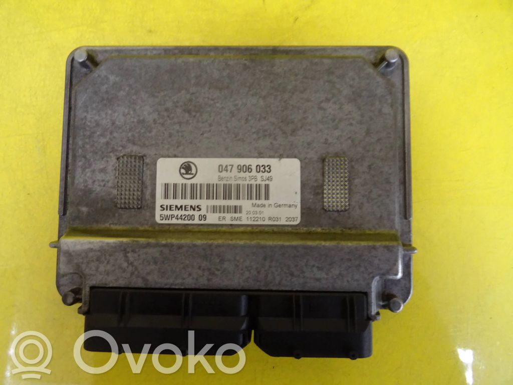 Skoda Fabia Mk1 (6Y) Engine control unit/module 
