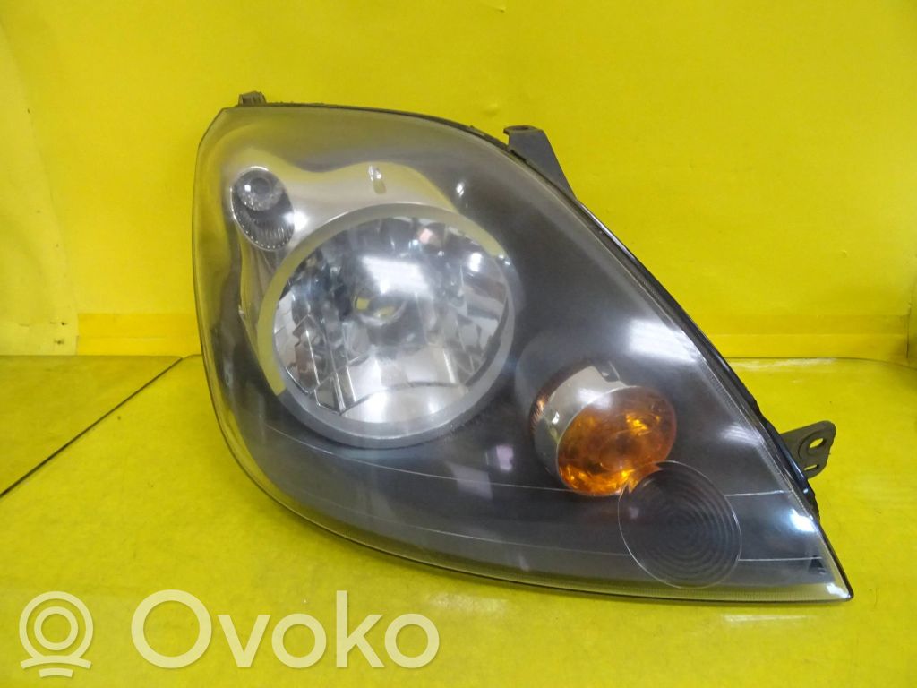 Ford Fiesta Scheinwerfer 