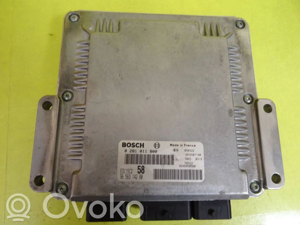 Peugeot 807 Engine control unit/module 
