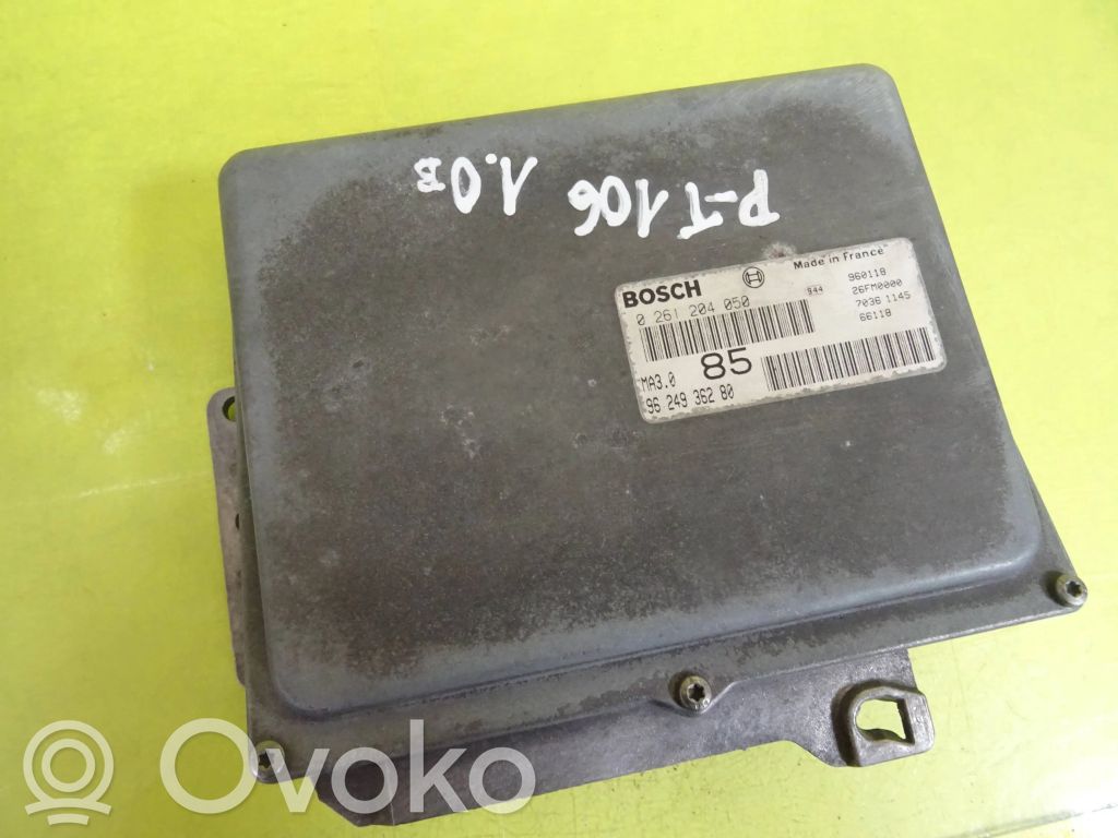 Peugeot 106 Dzinēja vadības bloks 