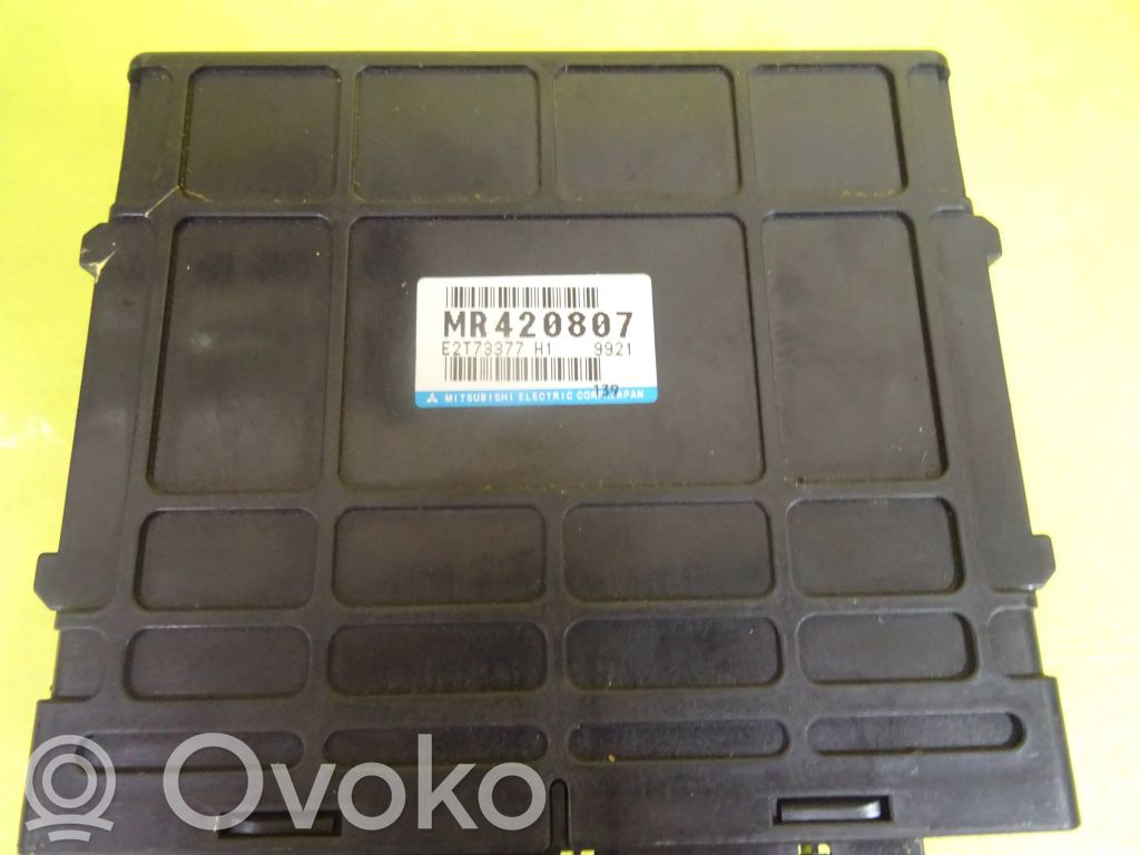 Engine control unit/module   MR420807