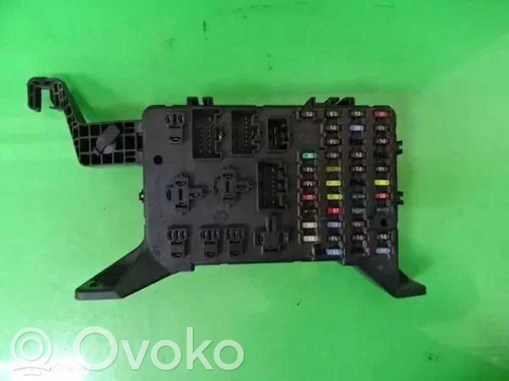 Ford Mondeo Mk III Fuse box set 