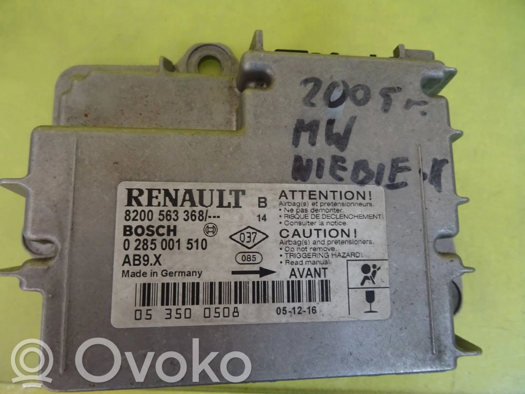 Renault Clio III Airbag control unit/module 