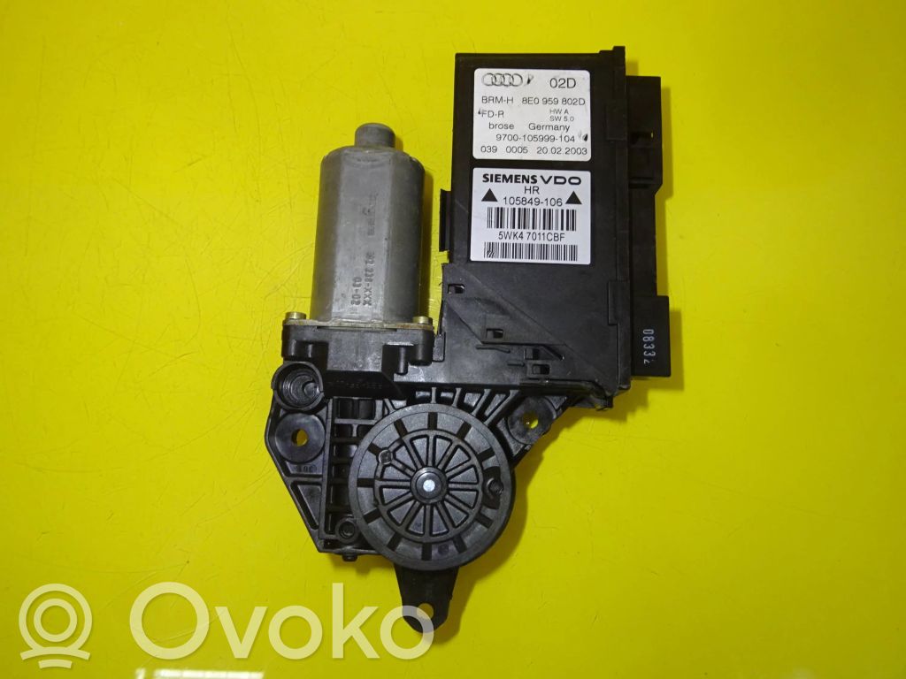 Audi A4 S4 B7 8E 8H Silnik regulatora szyby drzwi przednich 