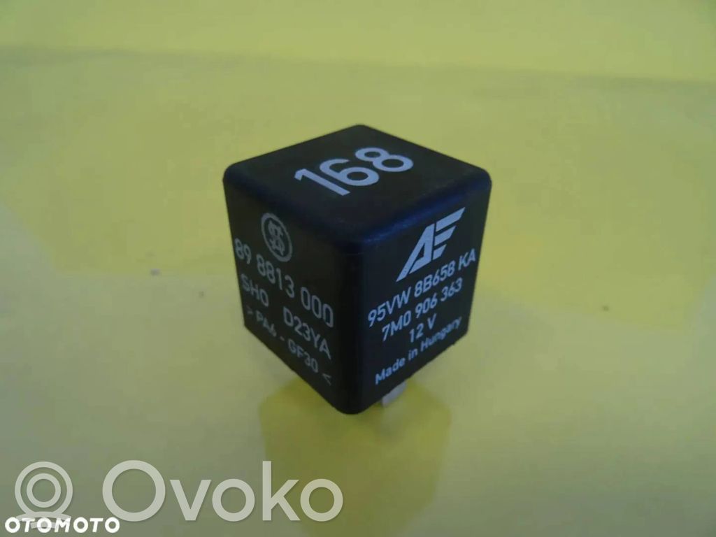 Otros relés   7M0906363,95VW8B658KA,898813000