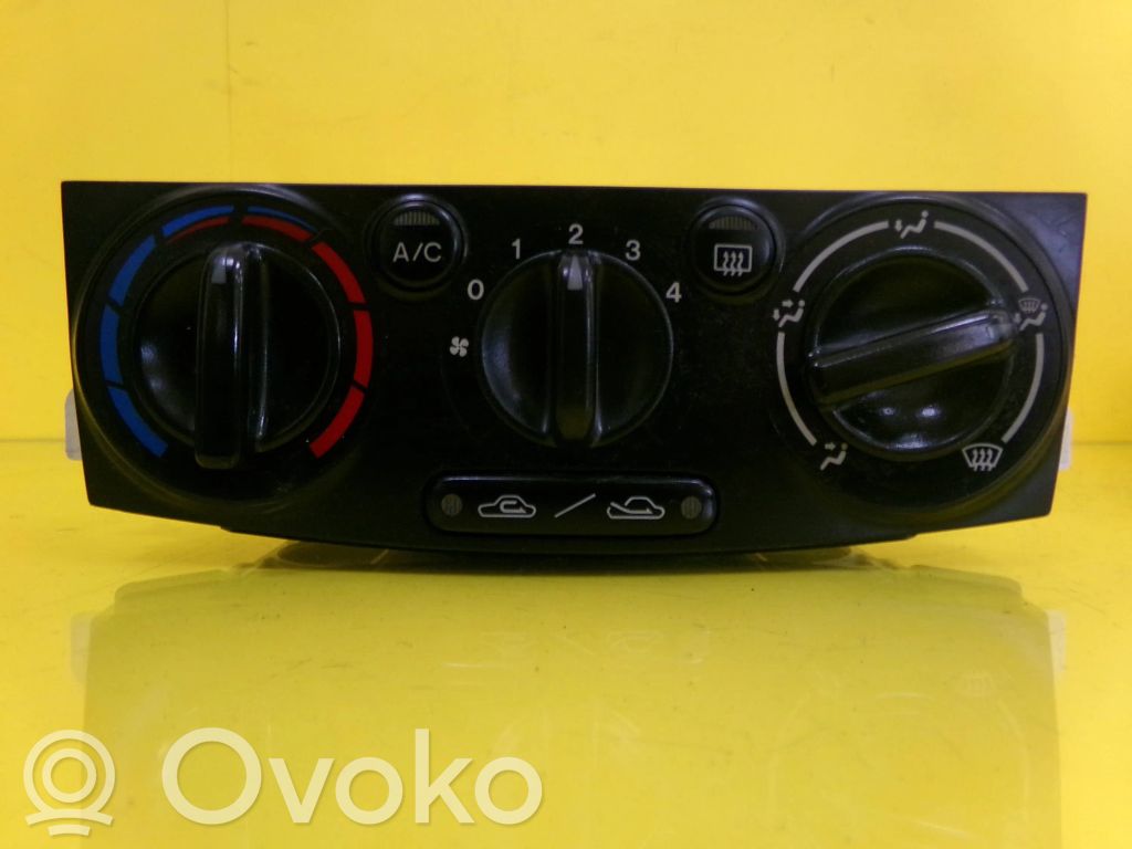Mazda MPV Climate control unit 