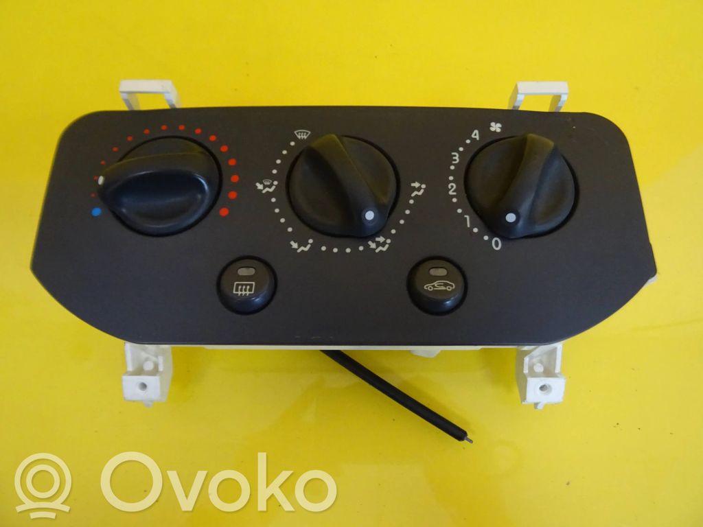 Renault Clio II Interior fan control switch 