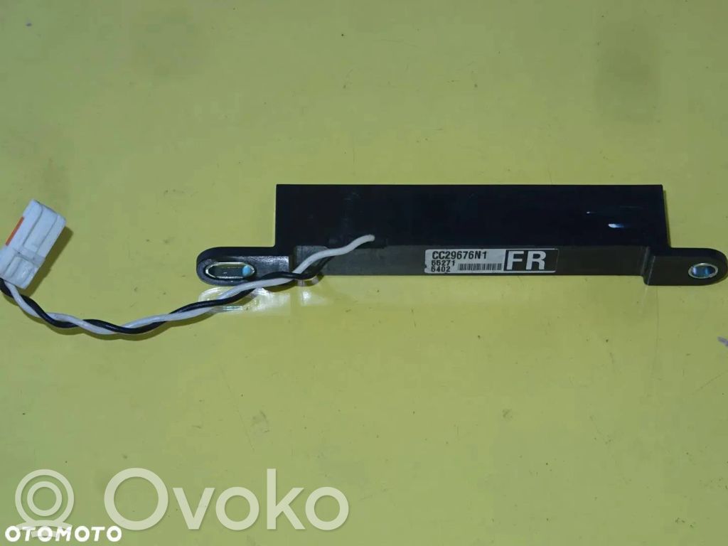 Mazda 5 Antenos stiprintuvas 
