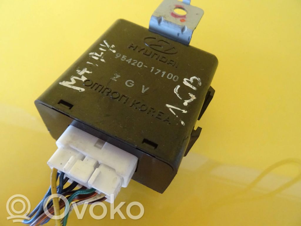 Hyundai Matrix Window wiper relay 