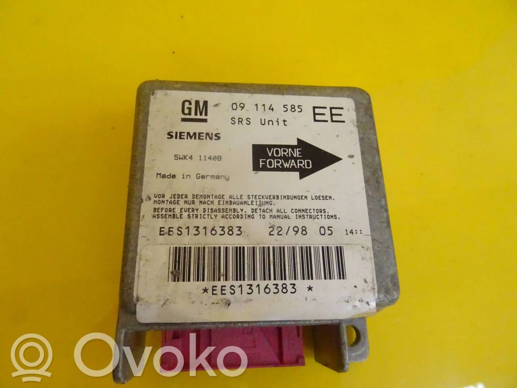 Opel Corsa B Airbag control unit/module 