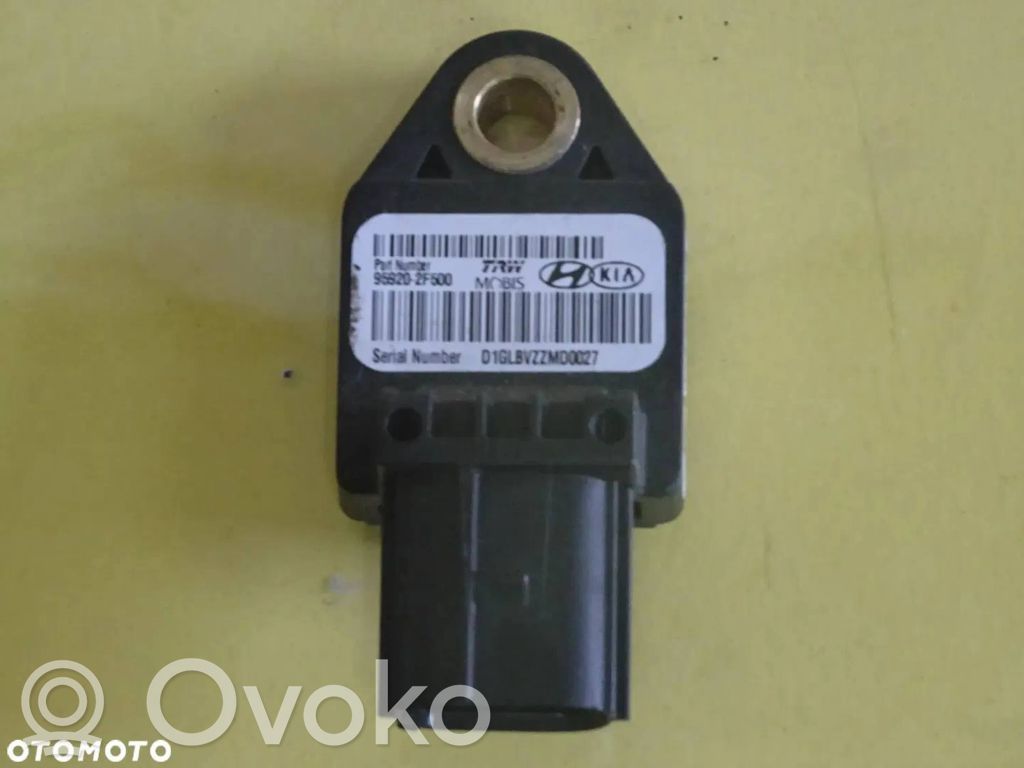 KIA Carnival Airbagsensor Crashsensor Drucksensor 