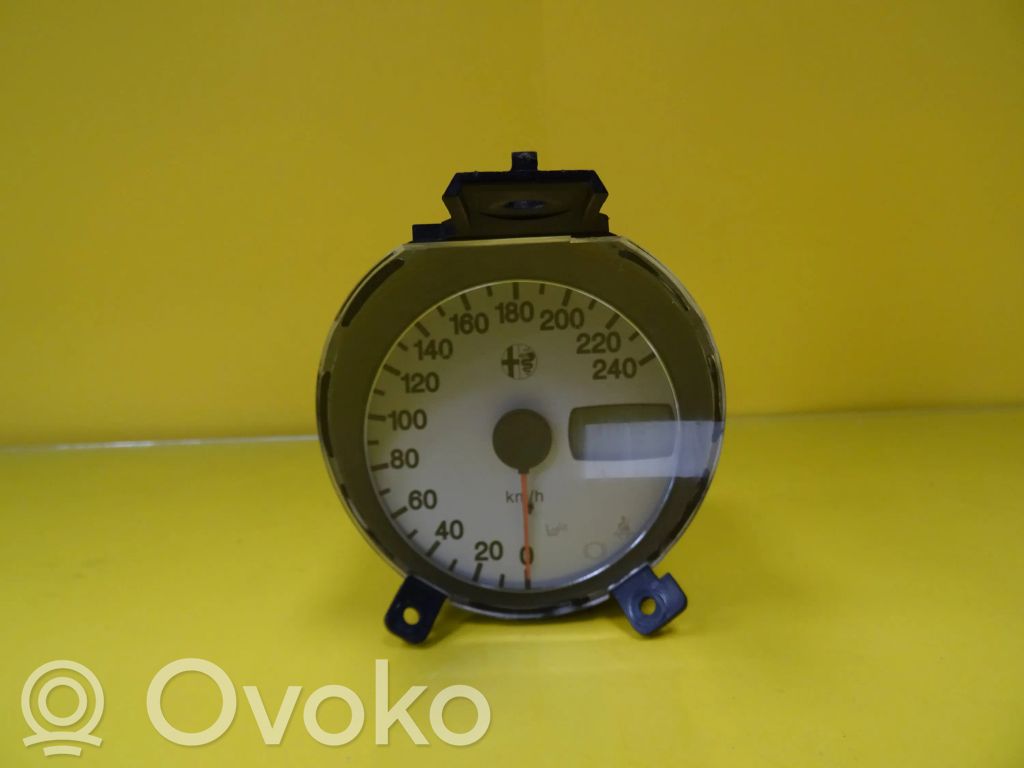 Alfa Romeo 156 Speedometer (instrument cluster) 