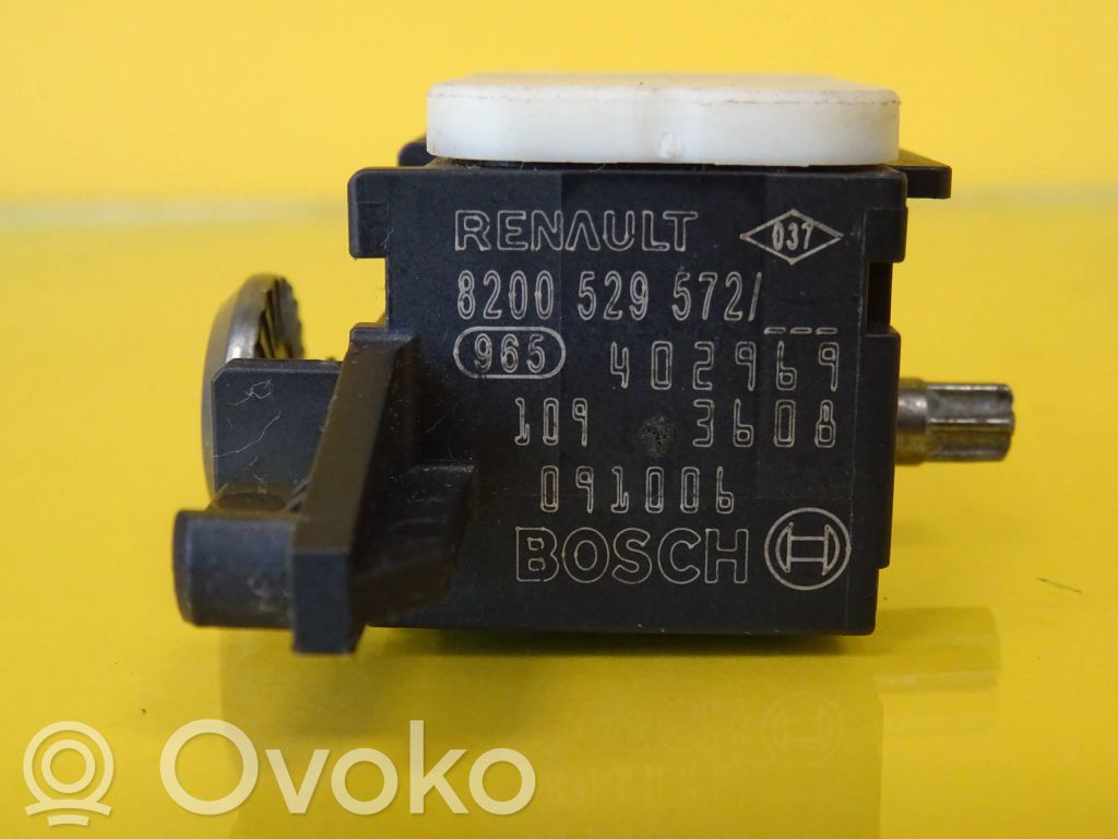 Renault Clio II Airbag deployment crash/impact sensor 