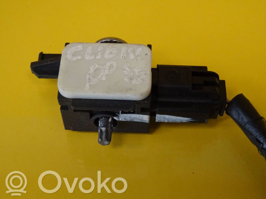 Renault Clio II Airbag deployment crash/impact sensor 