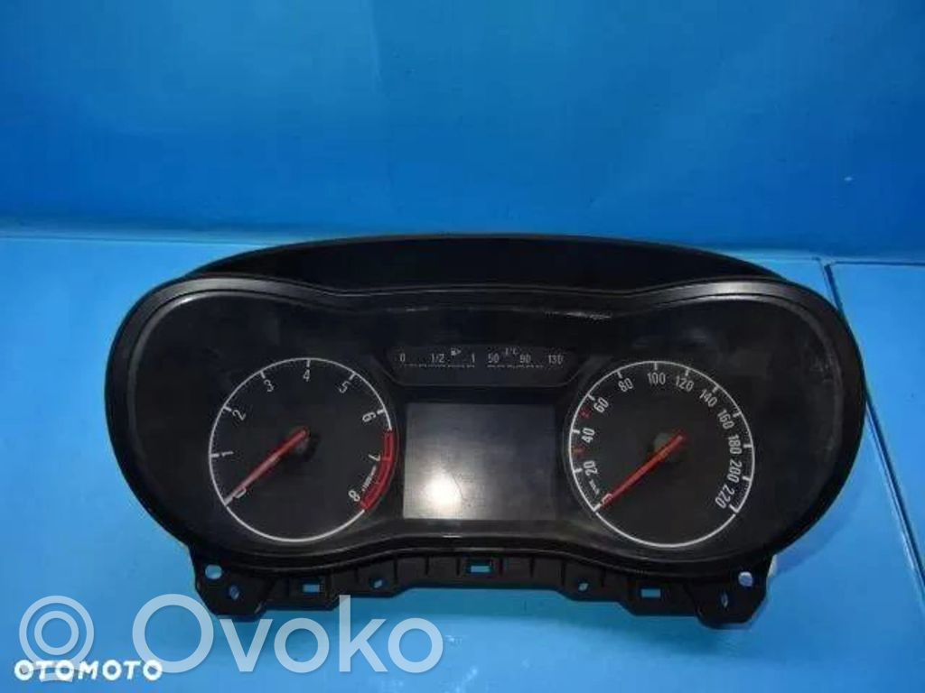 Opel Corsa E Speedometer (instrument cluster) 