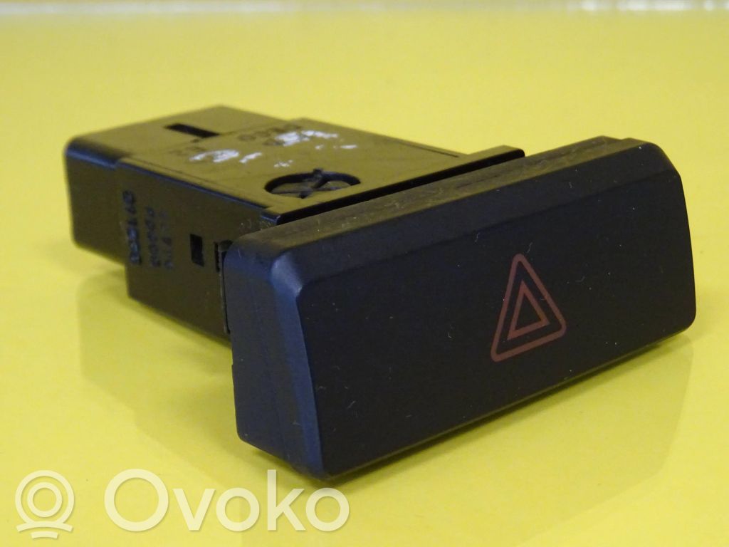 KIA Rio Hazard light switch 