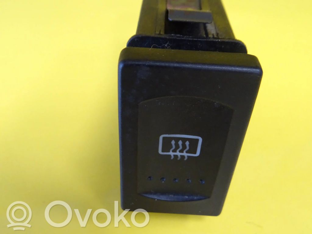 Windscreen/window heater switch   7M5959621A