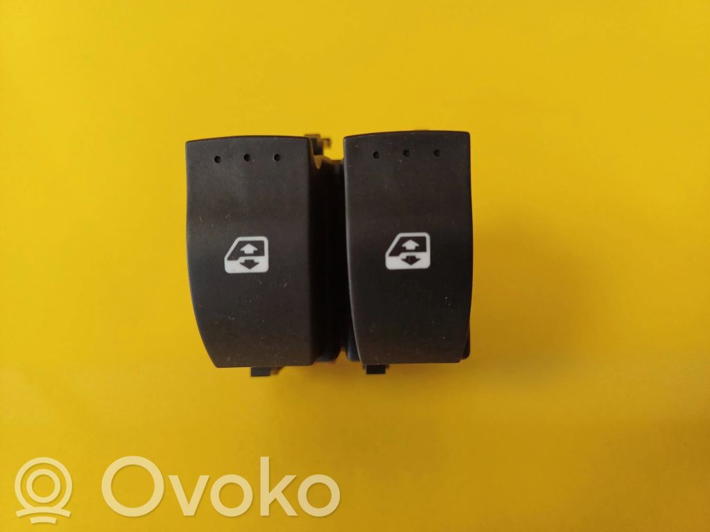 Electric window control switch   015085A