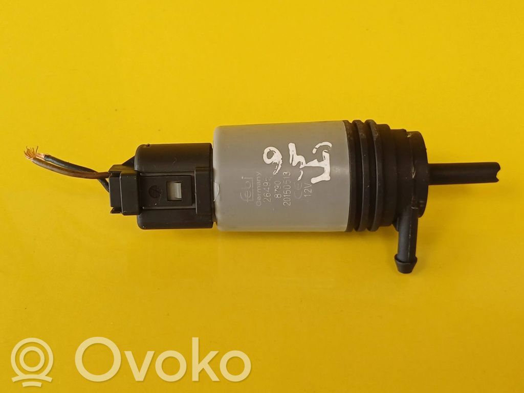 BMW 3 E46 Windscreen/windshield washer pump 