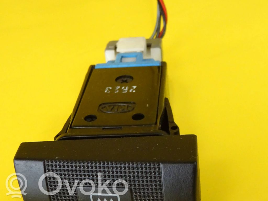 Windscreen/window heater switch