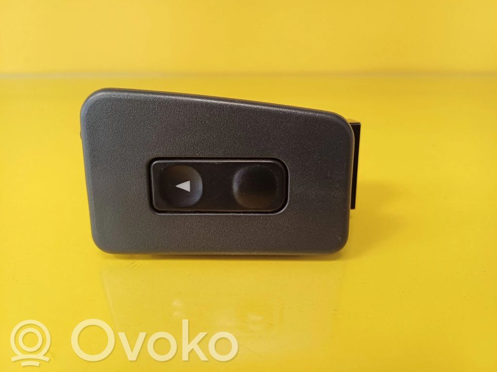 Electric window control switch   940408
