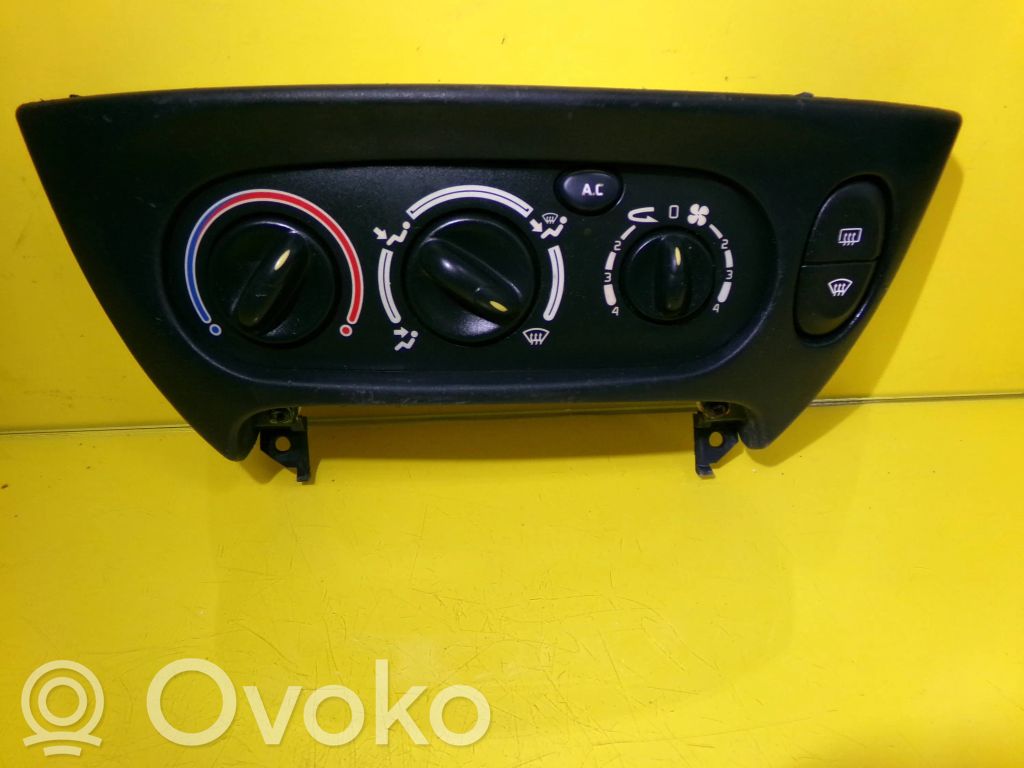 Renault Megane I Climate control unit 