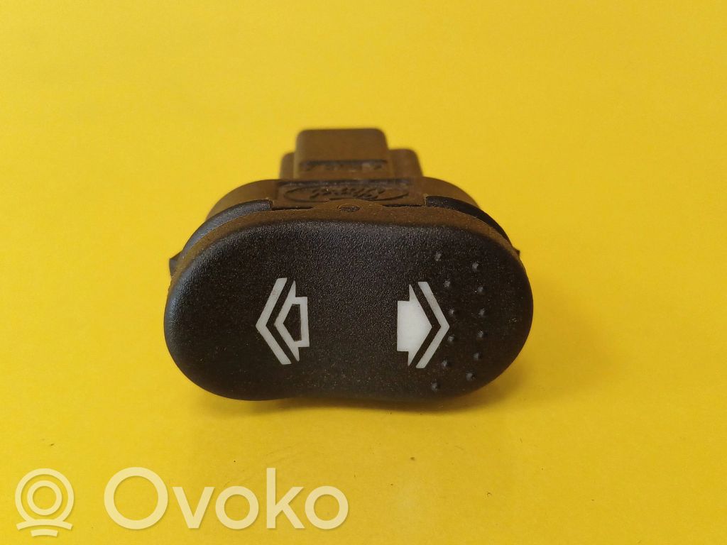Ford Focus Electric window control switch 