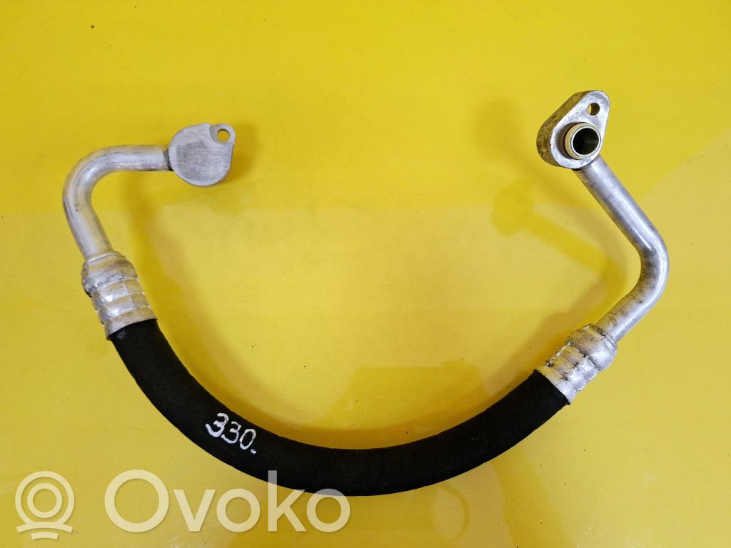 Audi A8 S8 D3 4E Ilmastointilaitteen putki (A/C) 
