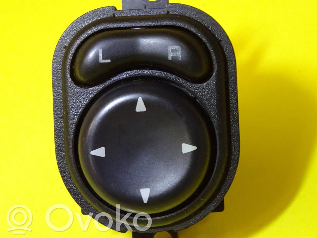 Chrysler Neon I Electric window control switch 