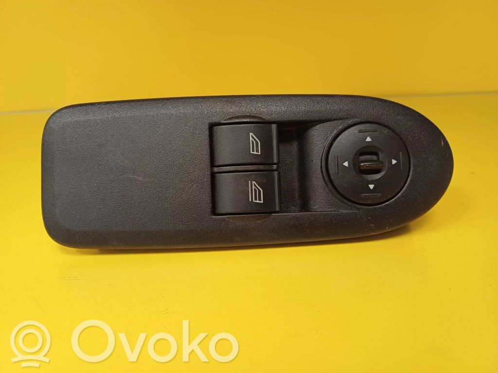 Electric window control switch   7M5T14529CA