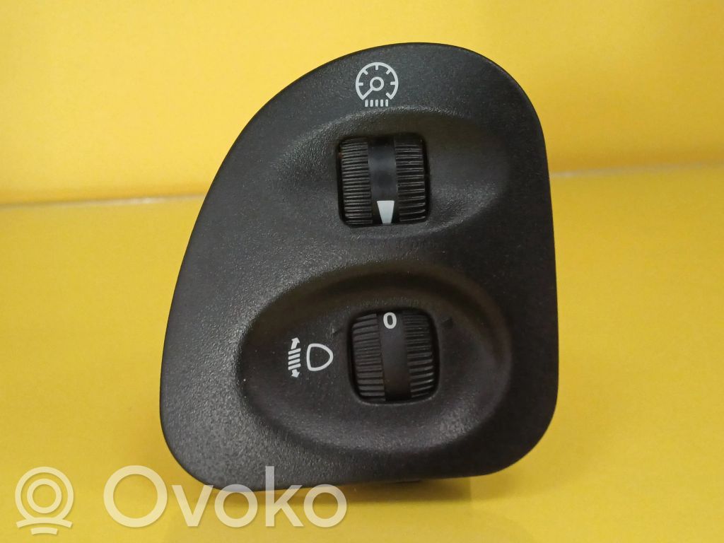 Fiat Palio Interruptor de control de altura del faro delantero 