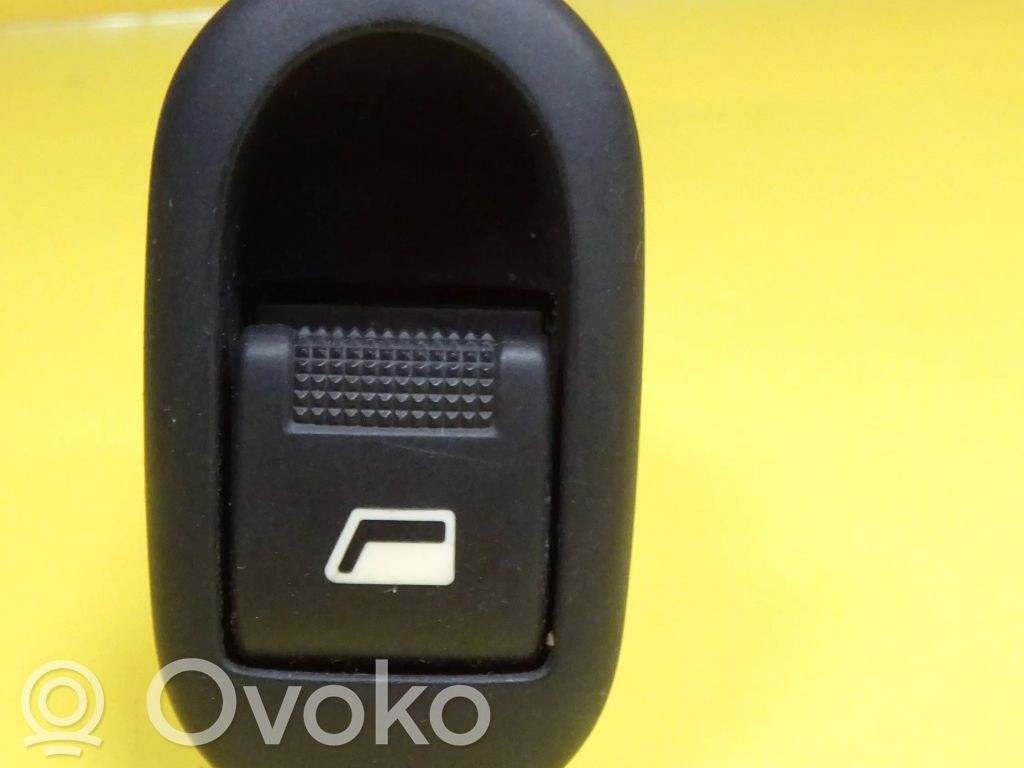 Citroen C2 Electric window control switch 