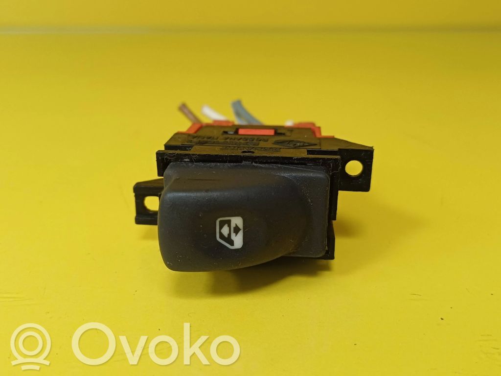 Electric window control switch   7700876404