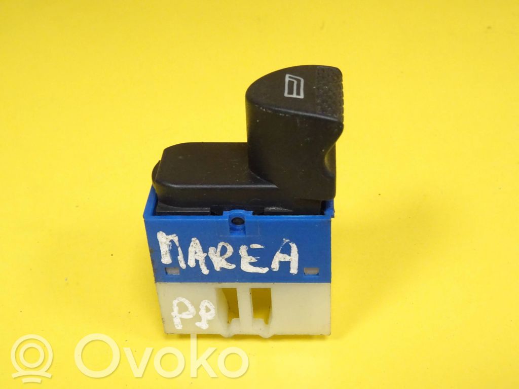 Electric window control switch   A223
